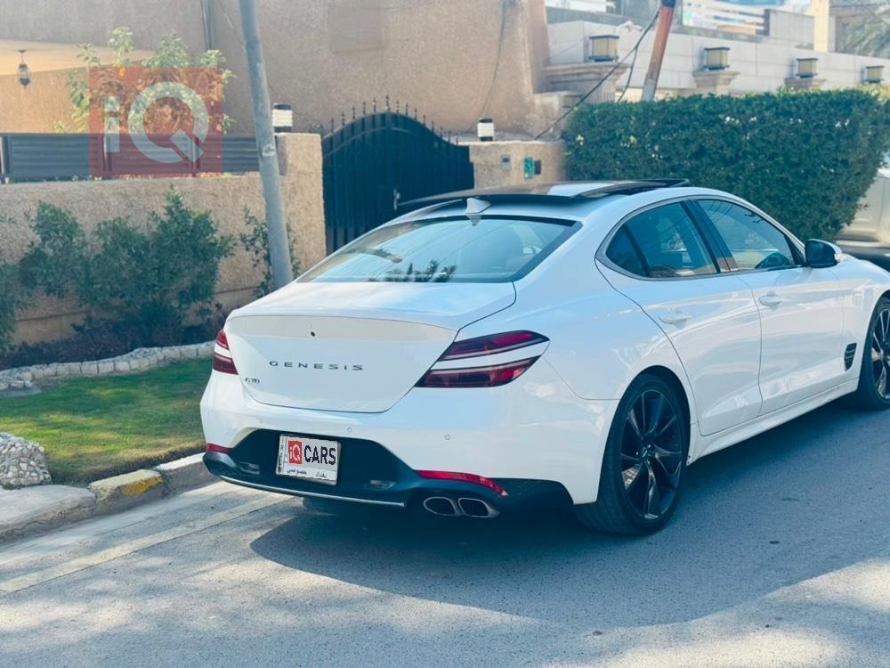 جنسس G70